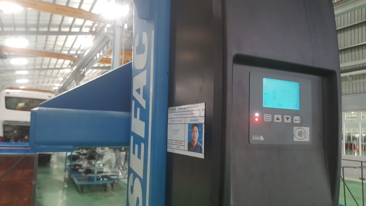 Cầu nâng 4 trụ độc lập Sefac PMX412065